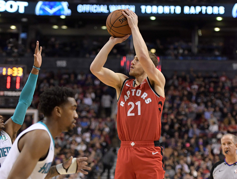 Những thương vụ đáng chú ý của NBA ở ngày cuối thị trường chuyển nhượng - Ảnh 2