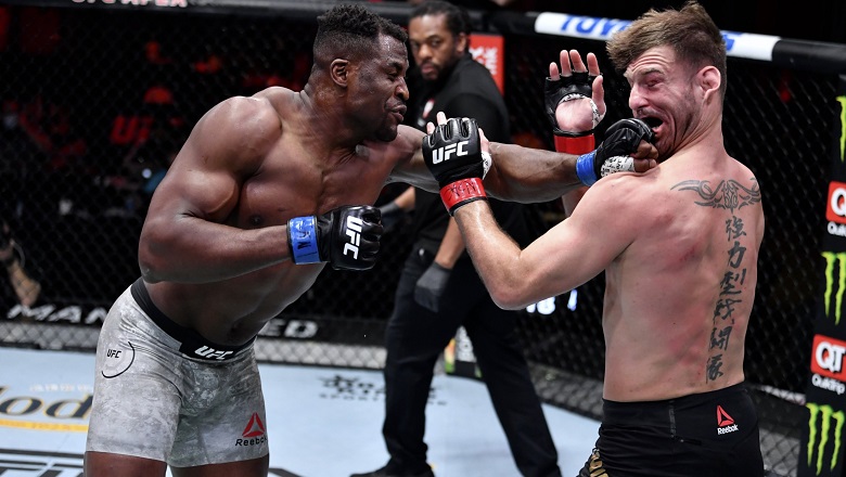 UFC 260: Francis Ngannou hạ KO Stipe Miocic, trở thành tân vương hạng Heavyweight - Ảnh 2