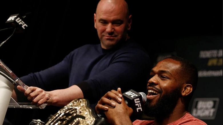 Jon Jones ra rìa, Francis Ngannou vs. Derrick Lewis 2 mới đáng xem? - Ảnh 1