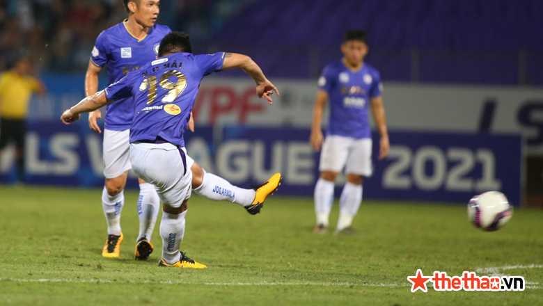 Video bàn thắng Hà Nội vs Viettel: Lần đầu cho 'cơn lốc đỏ' - Ảnh 2