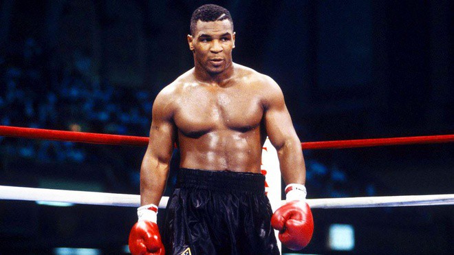 Mike Tyson: Tôi muốn đấu với Holyfield và Lennox Lewis trong năm nay - Ảnh 1