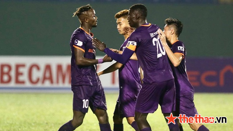 Tiến Linh lập hat-trick, Bình Dương thắng kịch tính trước Nam Định - Ảnh 2