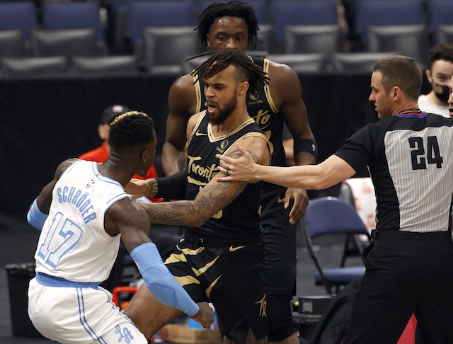 5 cầu thủ của Lakers và Raptors nhận án phạt - Ảnh 1