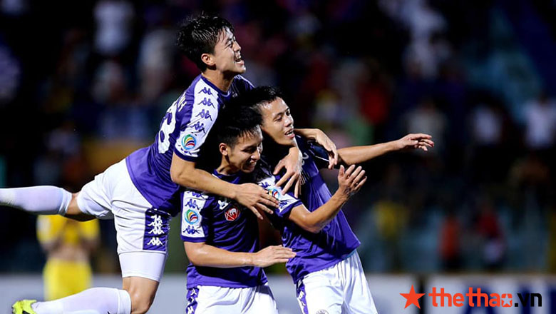 Duy Mạnh chấn thương trước ngày triệu tập của ĐT Việt Nam - Ảnh 1