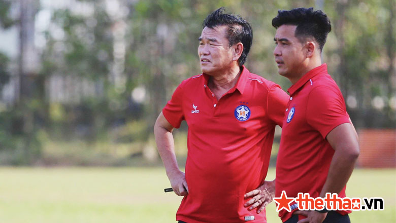 Không phải lý do sức khoẻ, HLV Phan Thanh Hùng rời Bình Dương vì ông Đặng Trần Chỉnh? - Ảnh 1