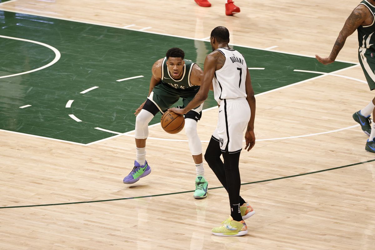 Lịch thi đấu bóng rổ NBA hôm nay 5/5: Tái đấu Bucks vs Nets - Ảnh 1