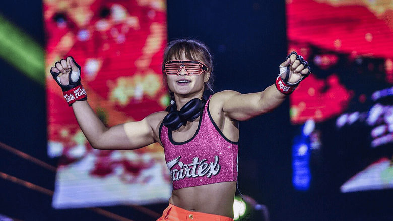 Stamp Fairtex và những nét đẹp đáng yêu của nữ võ sĩ - Ảnh 1