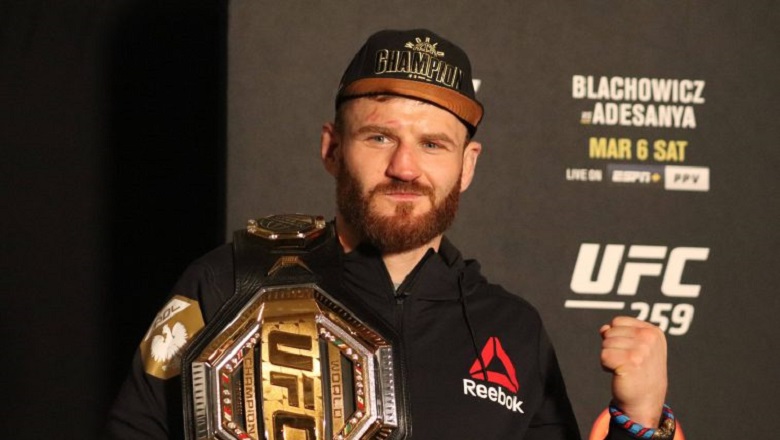 Jiri Prochazka chính thức nhận quyền tranh đai, Jan Blachowicz trông chờ - Ảnh 3