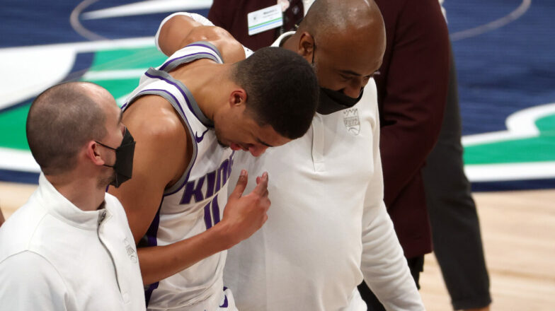 Sacramento Kings mất sao trẻ đến hết mùa - Ảnh 1
