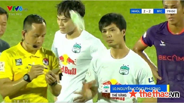 VPF đánh công văn 'rằn mặt' Công Phượng vì phản ứng với trọng tài - Ảnh 2