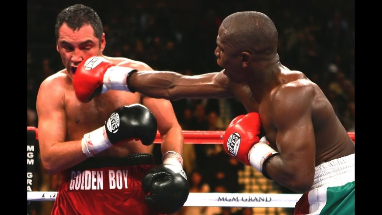 Nhìn lại những đai vô địch Boxing mà Floyd Mayweather đã đạt được - Ảnh 1
