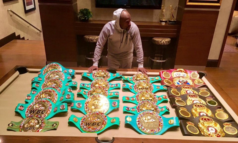 Nhìn lại những đai vô địch Boxing mà Floyd Mayweather đã đạt được - Ảnh 2