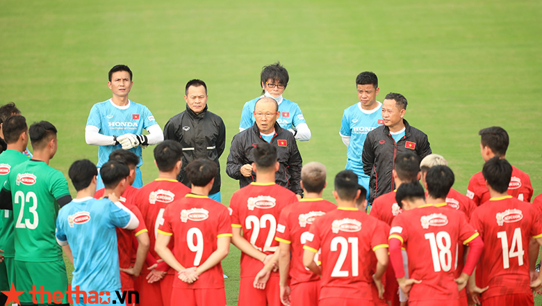 Duy Mạnh, Tiến Linh đứng trước nguy cơ bị treo giò ở VL World Cup - Ảnh 2