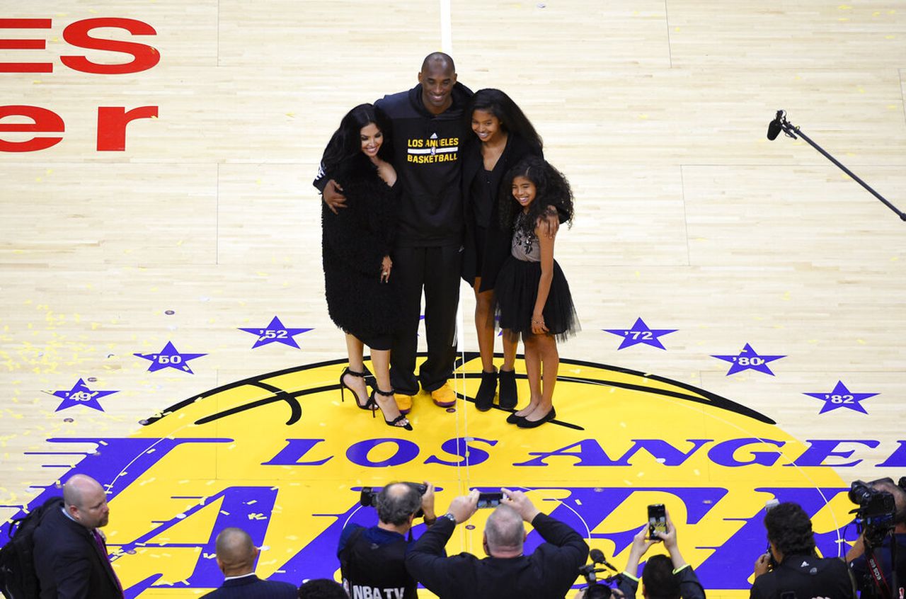 Ngắm nhìn triển lãm Hall of Fame dành cho Kobe Bryant - Ảnh 2