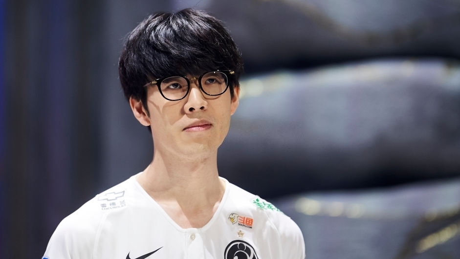 Invictus Gaming mất TheShy và HLV trưởng trước thềm LPL mùa Hè 2021