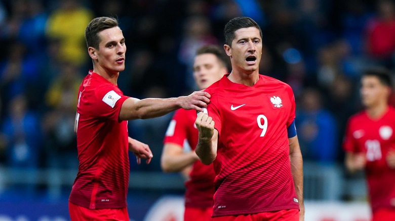 Tuyển Ba Lan mất đối tác ăn ý của Lewandowski ở EURO 2021 - Ảnh 3