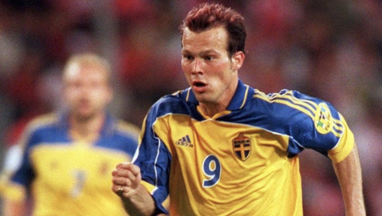Cựu sao Arsenal thừa nhận xem phim 'khiêu dâm' để giải tỏa tại Euro 2000 - Ảnh 1