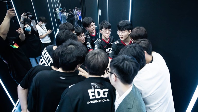 Kết quả LPL mùa Hè 2021 ngày 2 tuần 1: EDG ra quân nhọc nhằn - Ảnh 1