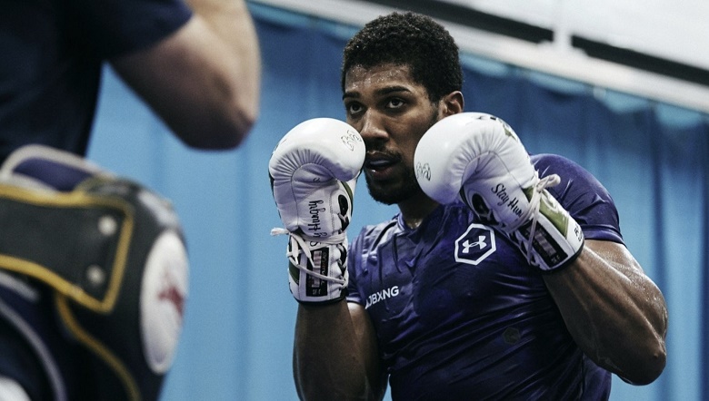 Cuộc đối đầu với Oleksandr Usyk sẽ là 'kèo chua' cho Anthony Joshua? - Ảnh 1