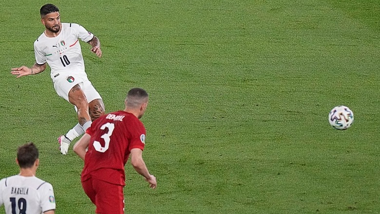 Video bàn thắng Thổ Nhĩ Kỳ vs Italia: Demiral phản lưới, Insigne đặt lòng hoàn hảo - Ảnh 2