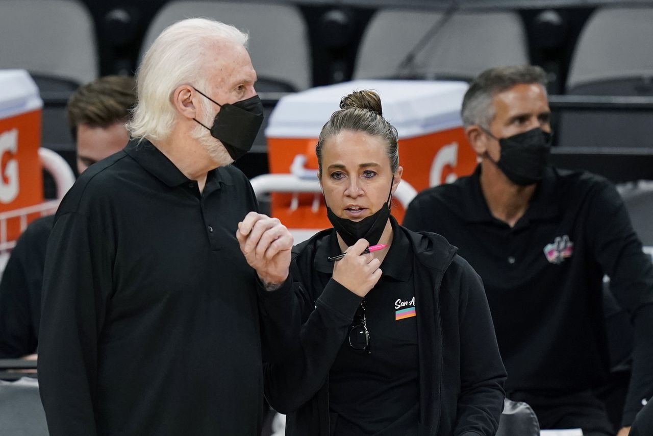 Không phải Jason Kidd, 'thánh nữ' của Spurs sẽ là HLV mới của Portland Trail Blazers? - Ảnh 1