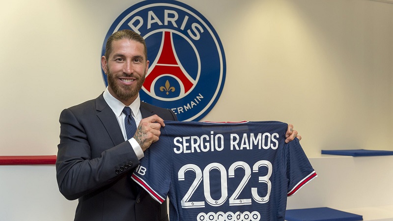 Sergio Ramos chính thức gia nhập PSG, chọn áo số 4 vì mê tín - Ảnh 3