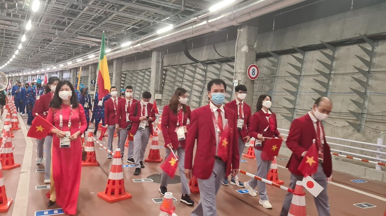 Chùm ảnh: Đoàn thể thao Việt Nam dự lễ khai mạc Olympic Tokyo 2021 - Ảnh 7