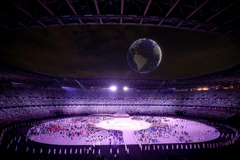 Lễ khai mạc Olympic Tokyo 2021: 1.824 máy bay xếp hình địa cầu thắp sáng một vùng trời - Ảnh 2