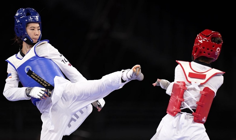 Taekwondo Olympic Tokyo 2021: 'Quạt trần Thái Lan' hạ Kim Tuyền giành huy chương vàng kịch tính - Ảnh 1