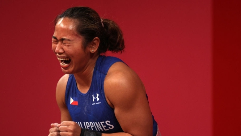 Lính dù Philippines giành huy chương vàng cử tạ Olympic Tokyo - Ảnh 1