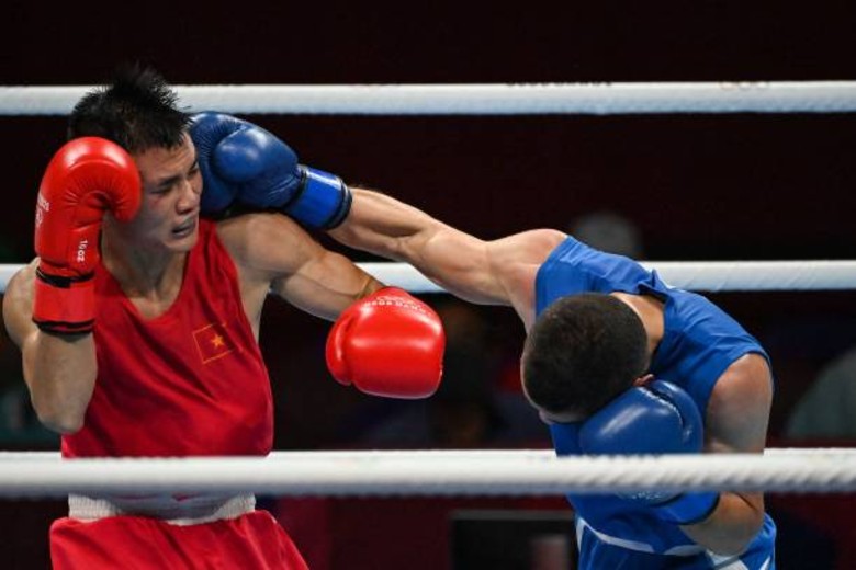 Quyền Anh Olympic 2021: Nguyễn Văn Đương thất thủ trước nhà vô địch Asiad - Ảnh 2