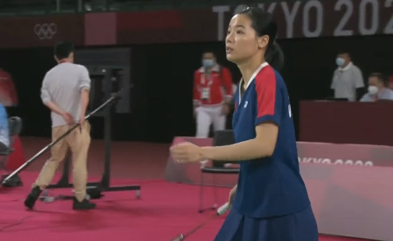 TRỰC TIẾP cầu lông Olympic Tokyo 2021: Nguyễn Thùy Linh ra sân trong trang phục màu xanh - Ảnh 2
