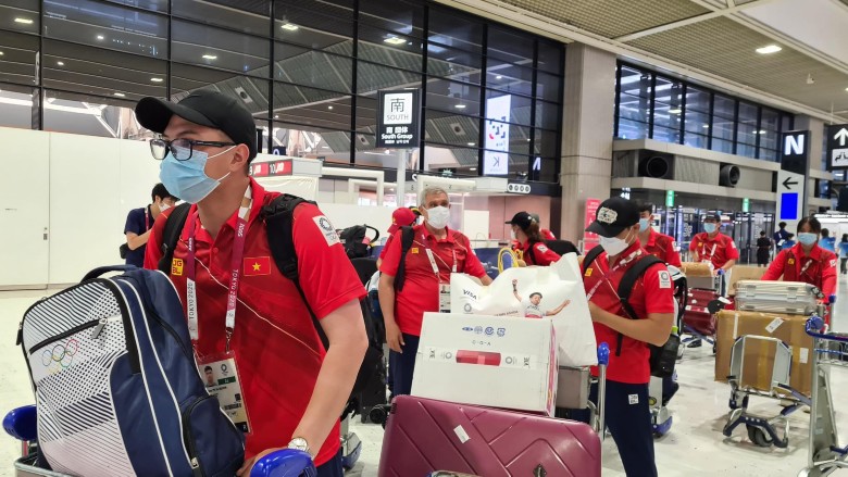 Đoàn TTVN về đến Nội Bài, chính thức khép lại Olympic Tokyo 2021 - Ảnh 4