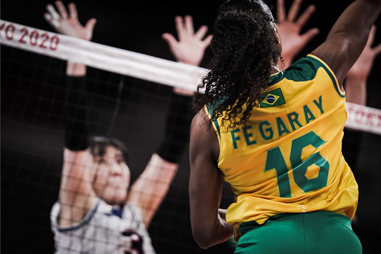 Bóng chuyền nữ Olympic Tokyo 2021: Đè bẹp Hàn Quốc, Brazil toàn thắng tiến vào chung kết - Ảnh 2