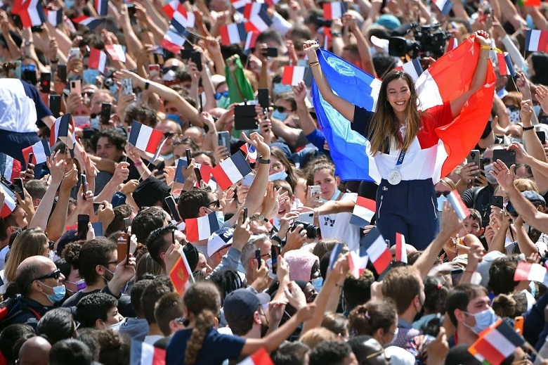 Chùm ảnh: Paris nhận quyền đăng cai Olympic 2024 - Ảnh 8