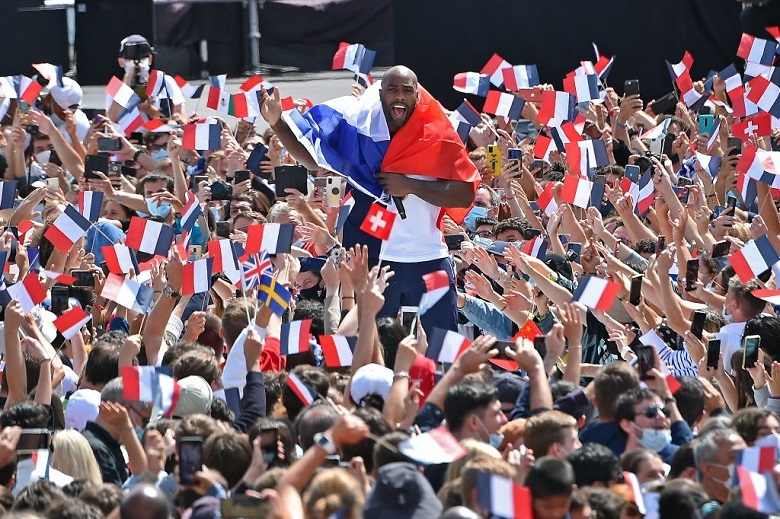 Chùm ảnh: Paris nhận quyền đăng cai Olympic 2024 - Ảnh 9