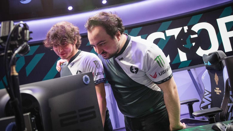 EG Contractz: Từ kẻ thất nghiệp đến vũ khí bí mật của LCS - Ảnh 1