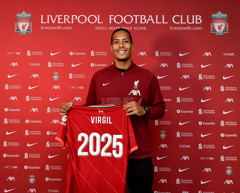 Virgil van Dijk cam kết tương lai lâu dài với Liverpool - Ảnh 2