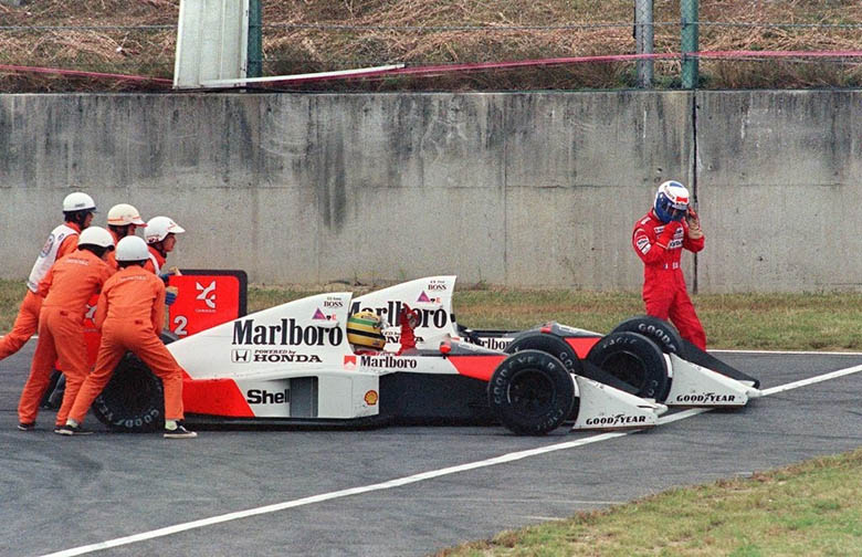 6 Scandal rúng động làng F1 trong 2 thập kỷ qua: Ferrari thiên vị Schumacher lộ liễu, Bỉ tổ chức chặng đua ngắn nhất lịch sử - Ảnh 4