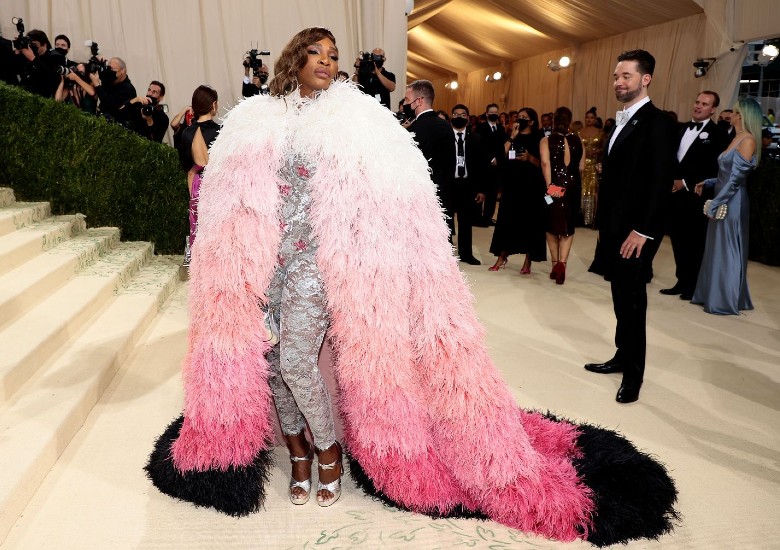 Naomi Osaka khoe kiểu tóc cực dị, Serena Williams diện nguyên cây Gucci tại Met Gala 2021 - Ảnh 5
