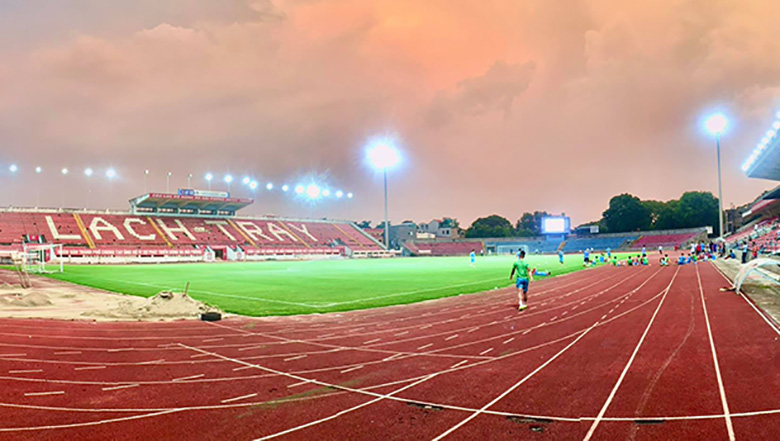 Báo Trung Quốc hiến kế đi đường cho ĐTQG nếu phải đá vòng loại World Cup trên sân Lạch Tray - Ảnh 1
