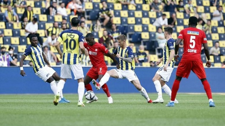 Link xem trực tiếp bóng đá Eintracht Frankfurt vs Fenerbahce, 02h00 ngày 17/9 - Ảnh 1
