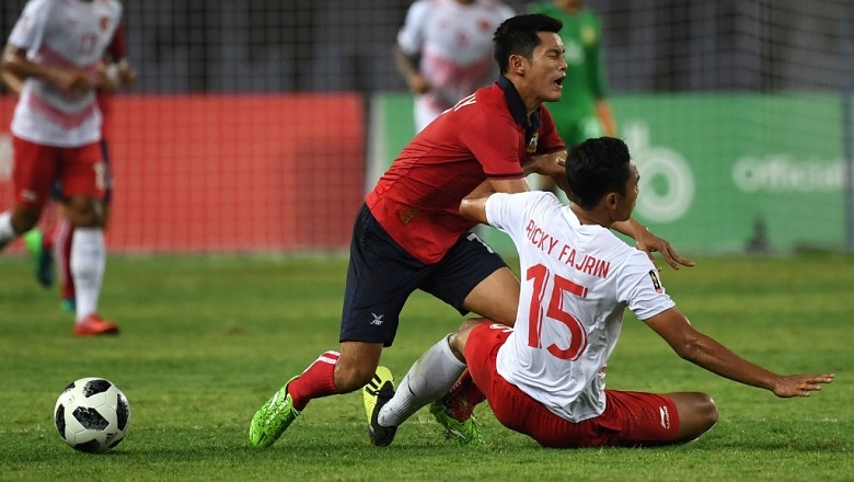 Tiền vệ Lào: Bảng đấu khó nhất AFF Cup 2021 là nơi có Việt Nam - Ảnh 1