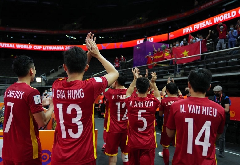 Trưởng đoàn Trần Anh Tú: ‘Hồ Văn Ý đủ trình độ chơi ở giải VĐQG futsal Nhật Bản’ - Ảnh 1