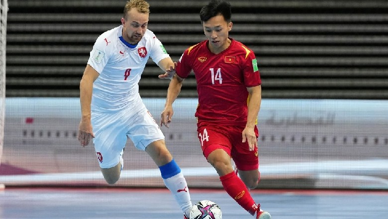 Văn Hiếu giành giải thưởng bàn thắng đẹp nhất vòng bảng futsal World Cup - Ảnh 1