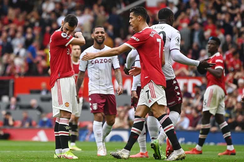Bruno Fernandes viết tâm thư xin lỗi CĐV sau khi sút hỏng penalty - Ảnh 1