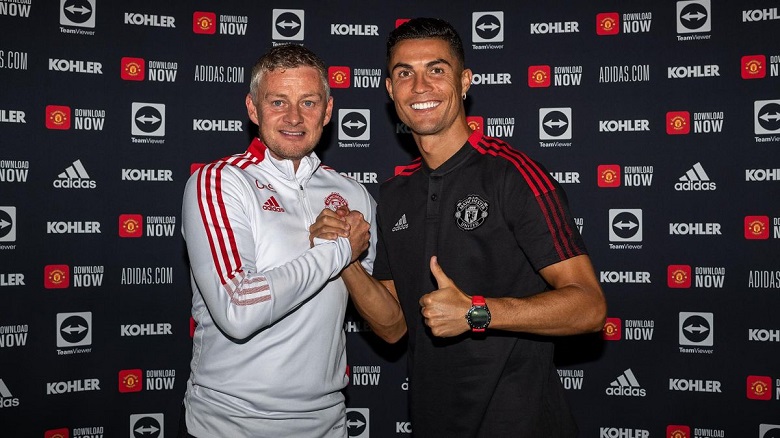 Ronaldo muốn ở lại MU làm HLV sau khi giải nghệ - Ảnh 1