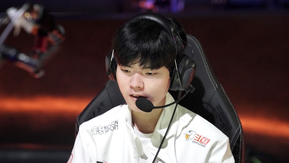 Deft: 'HLE coi giai đoạn vòng khởi động như là cơ hội để sửa chữa sai lầm của mình' - Ảnh 1