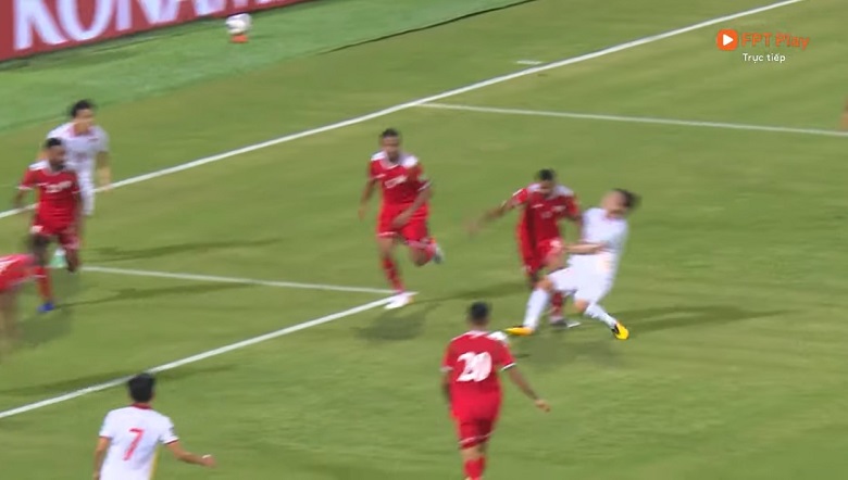 TRỰC TIẾP Việt Nam 0-0 Oman: Mohsin Al-Khaldi bỏ lỡ quả 11m của đội chủ nhà - Ảnh 5