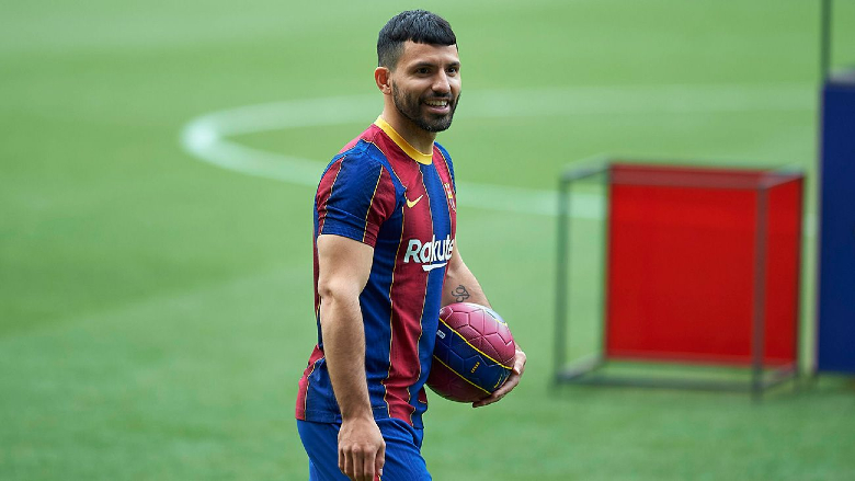 Aguero ghi bàn trong trận ra mắt Barca - Ảnh 2